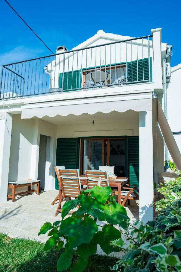 Summer House Mulac Nin Exterior foto