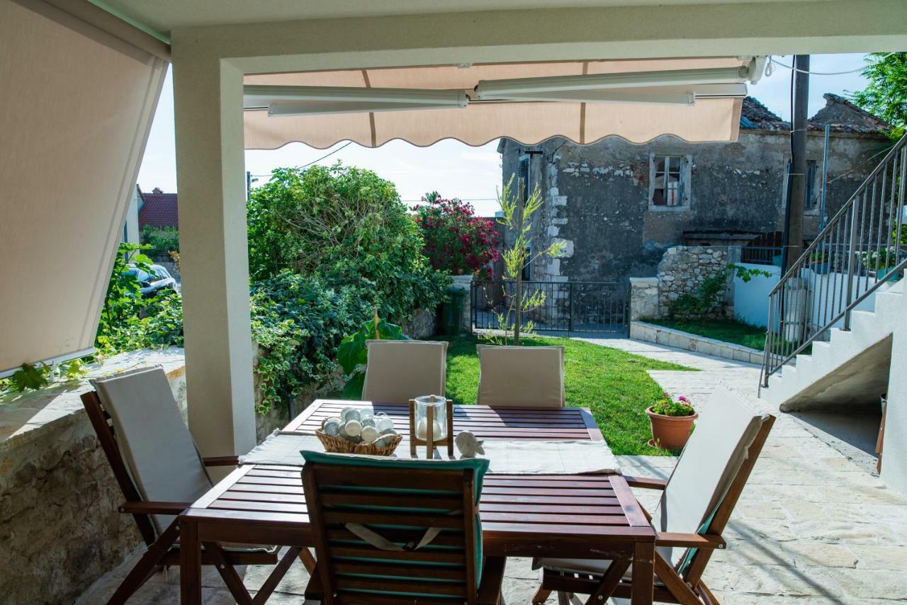 Summer House Mulac Nin Exterior foto